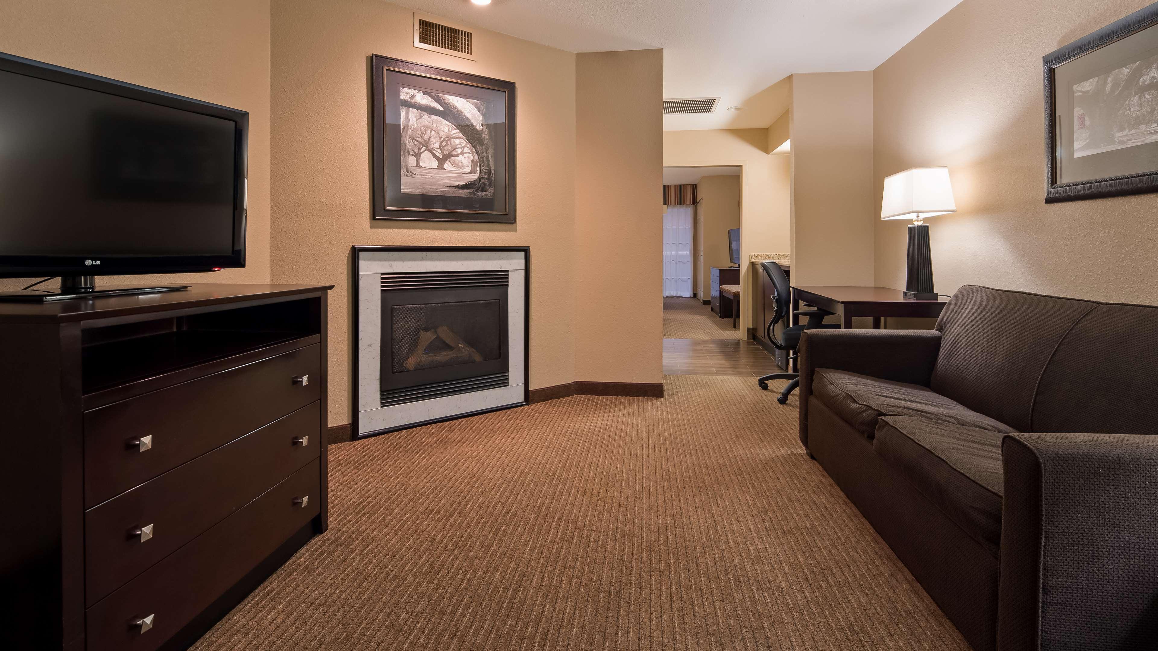 Best Western Of Alexandria Inn & Suites & Conference Center Экстерьер фото