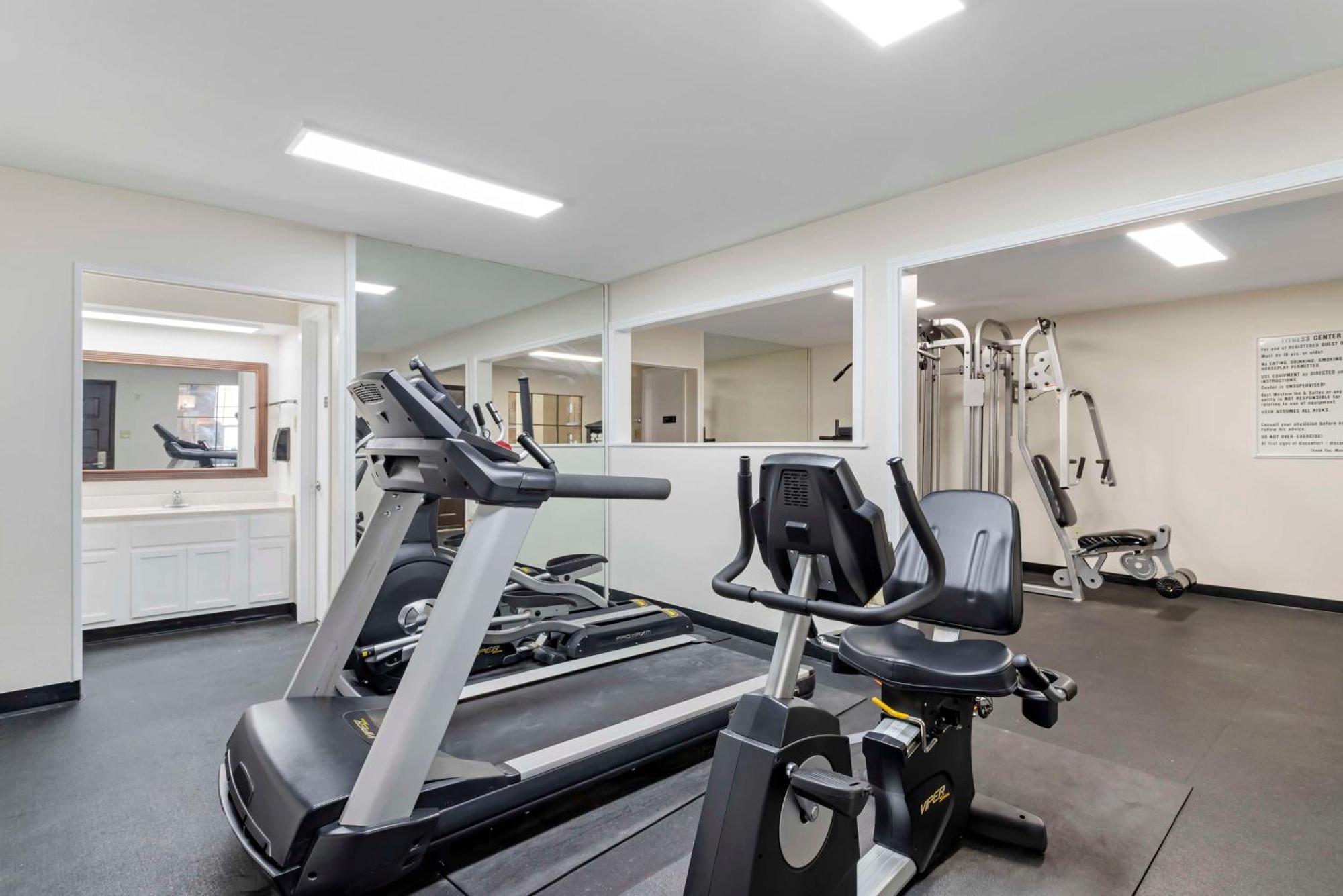 Best Western Of Alexandria Inn & Suites & Conference Center Экстерьер фото